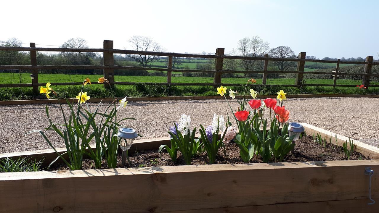 Highfields Farm B&B สโตน ภายนอก รูปภาพ